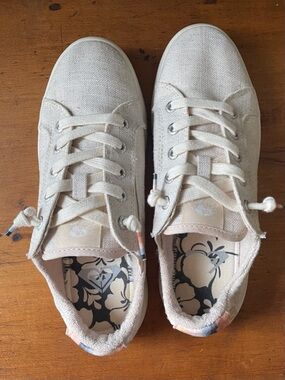 Roxy Bayshore Plus Slip-On Sneaker - Women's Size 8